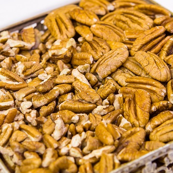 PECAN HALVES & PECAN PIECES